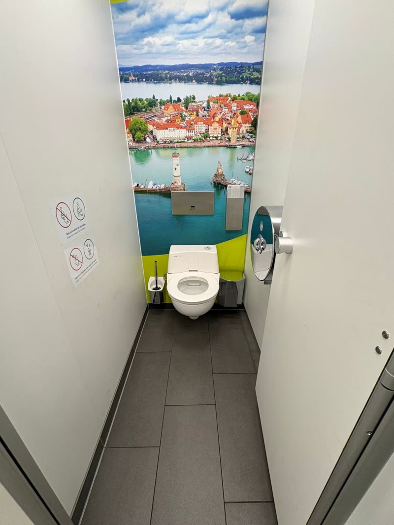 Sanitärbereich nach der Reinigung
